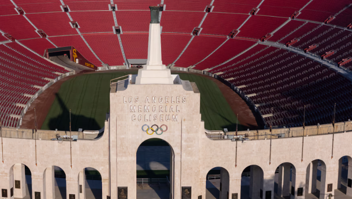 Футболният турнир на Игрите през 2028-а ще бъде в седем града