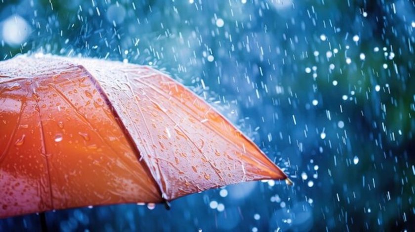 Червен код за валежи в части от България в четвъртък