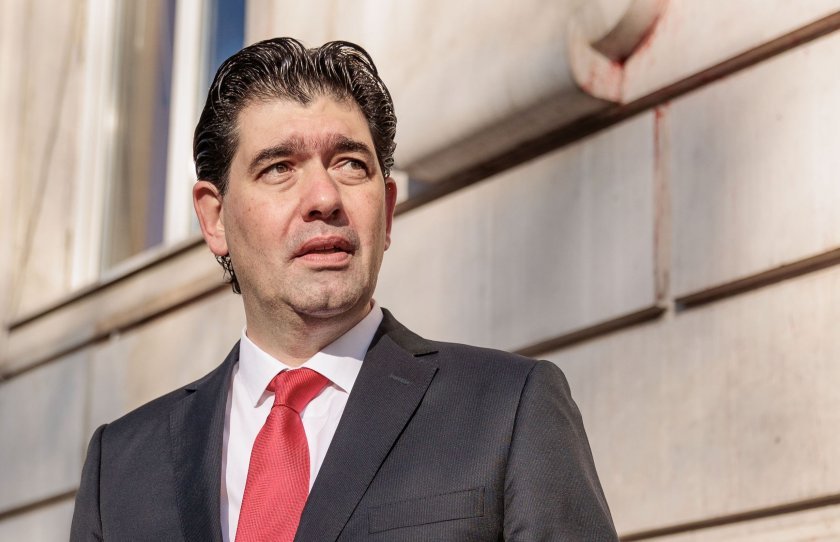 Истината е, че не изглеждаме много добре и затова аз