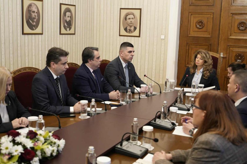 ПП-ДБ: Идеята на ГЕРБ за служебен премиер от НС е абсурдна