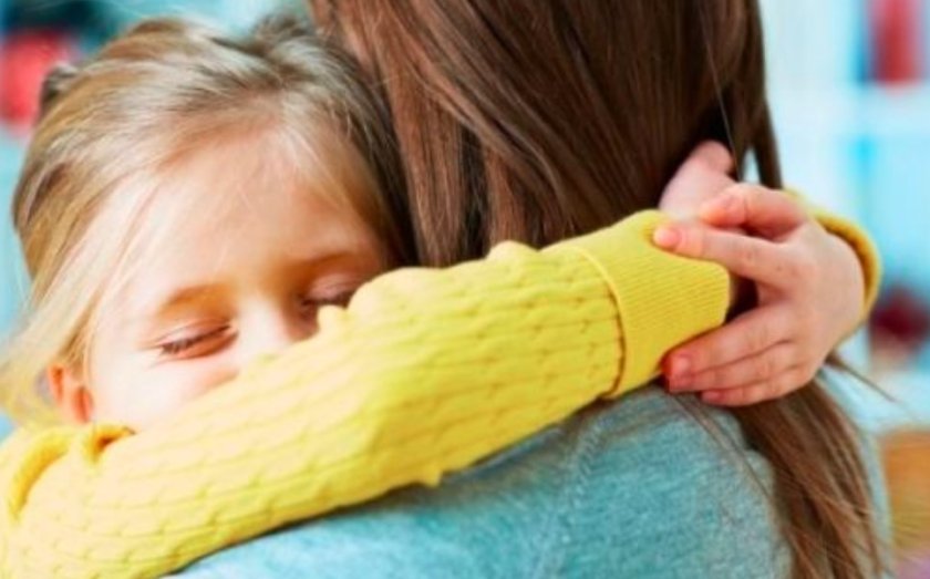 След 7 години: МВнР успя да върне 13-годишно дете от Норвегия на българската му майка