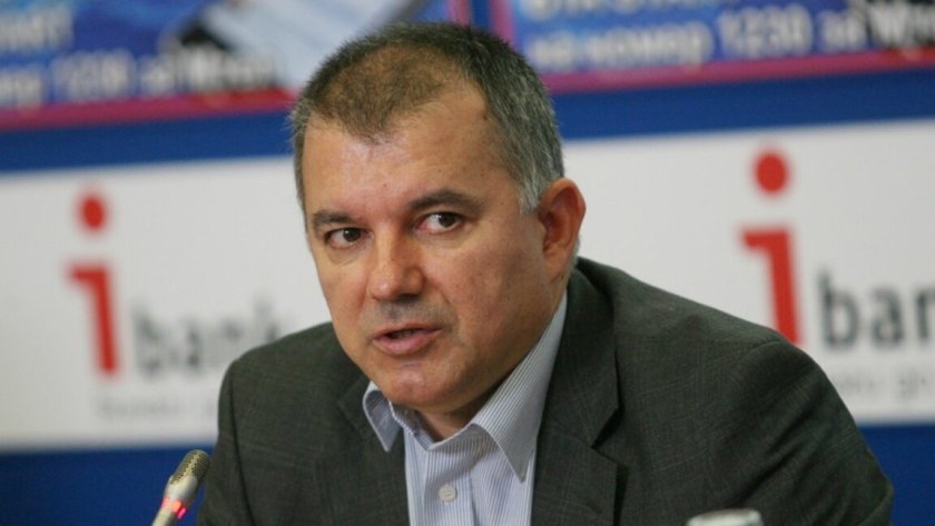 Николов: Хората да сезират институциите за завишените сметки за ток