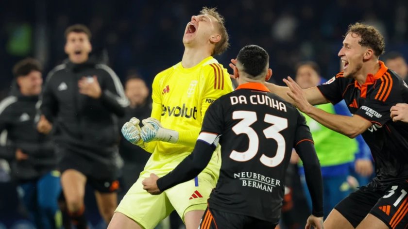 Комо превзе Неапол, на полуфинал е