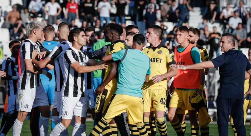 Полицията клекна: Локо - Ботев пак с друг час