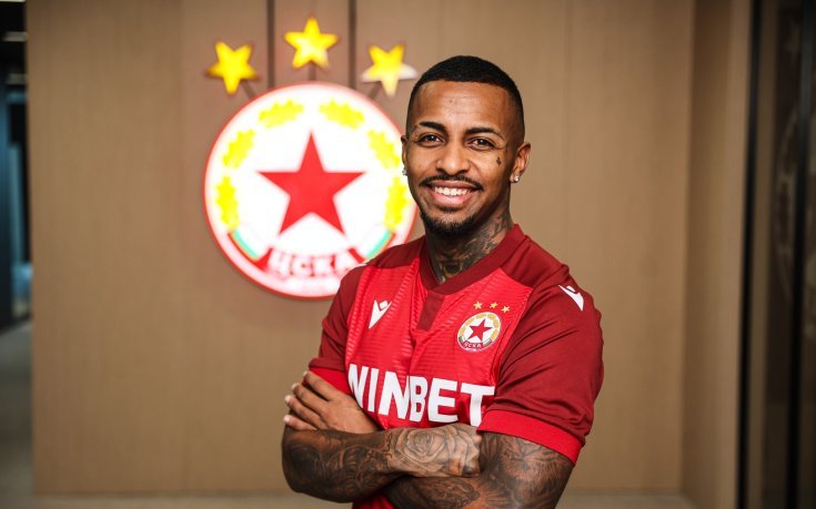 На градус: Задържаха пиян футболист на ЦСКА