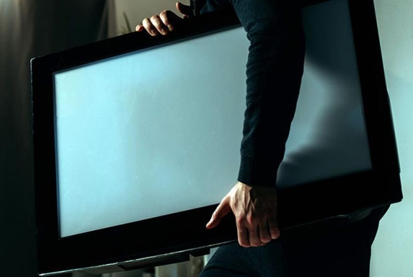 Осъждан задигна телевизора на съсед в село до Пловдив