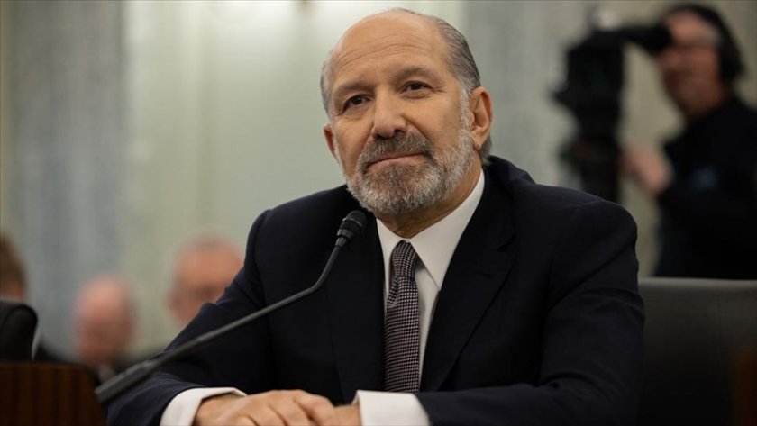 Министърът на търговията на САЩ е бил на острова на Епстийн