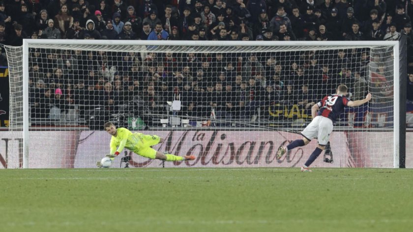 Дузпи пратиха Лацио на 1/2-финал