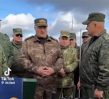 Лукашенко би Мъск - вижте беларуския "Старлинк"