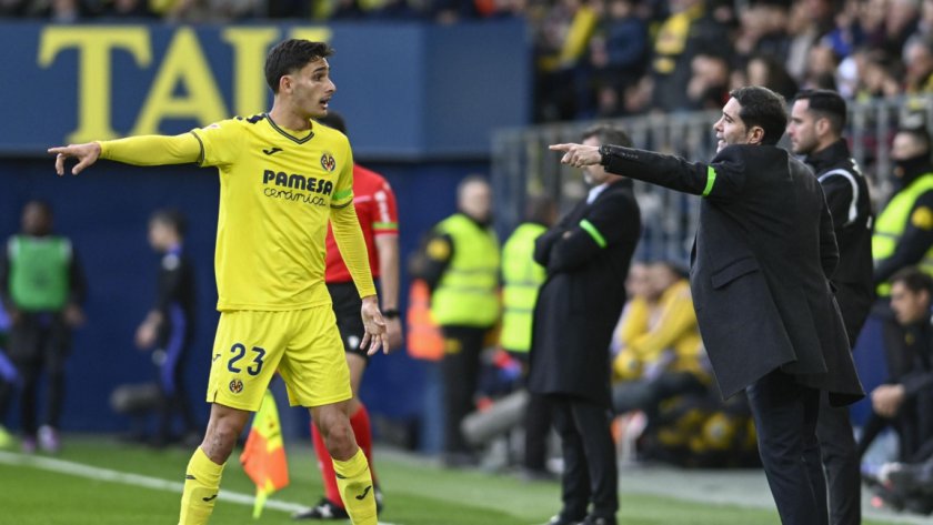 "Жълтата подводнца" торпилира "папагалчетата"