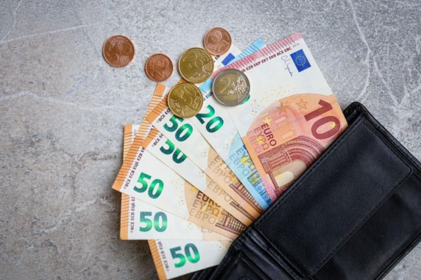 Полицията в Дулово търси собственика на намерени пари