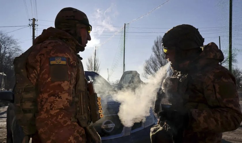 САЩ са съкратили помощта си за Украйна с 99%