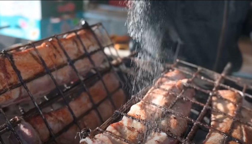 Априлци събира хиляди гости за празника на сланината и греяната ракия (ВИДЕО)