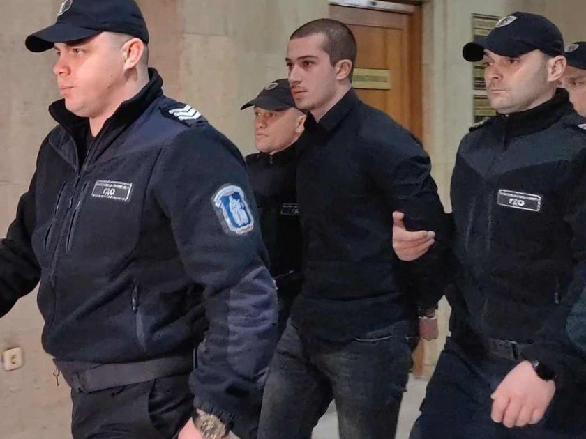 Никола Бургазлиев остава зад решетките, ще учи за матура в ареста