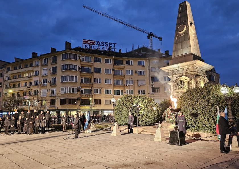 Продължава отбелязването на 153-тата годишнина от гибелта на Васил Левски