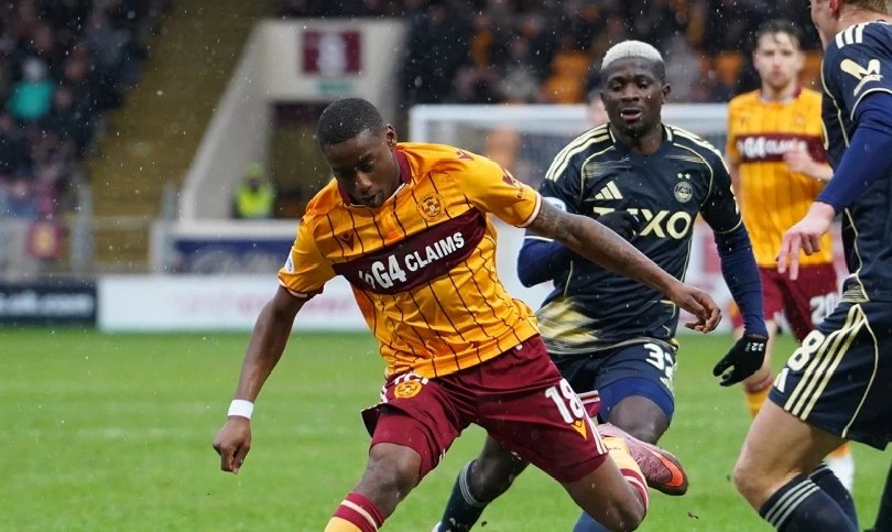 Загуба за Абърдийн без Димитър Митов