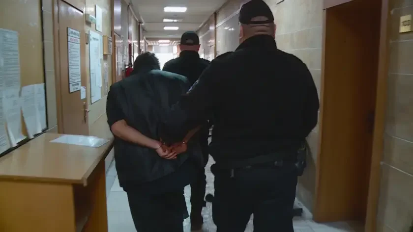 Просяк участва в мрежа за трафик на фалшиви евро 