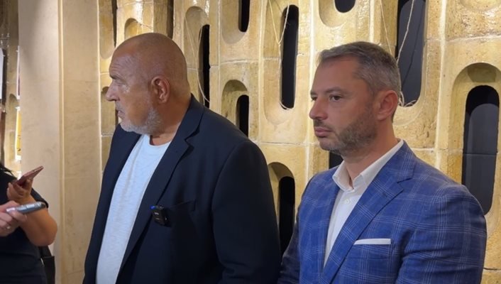 Делян Добрев се обидил на Бойко, че не станал министър
