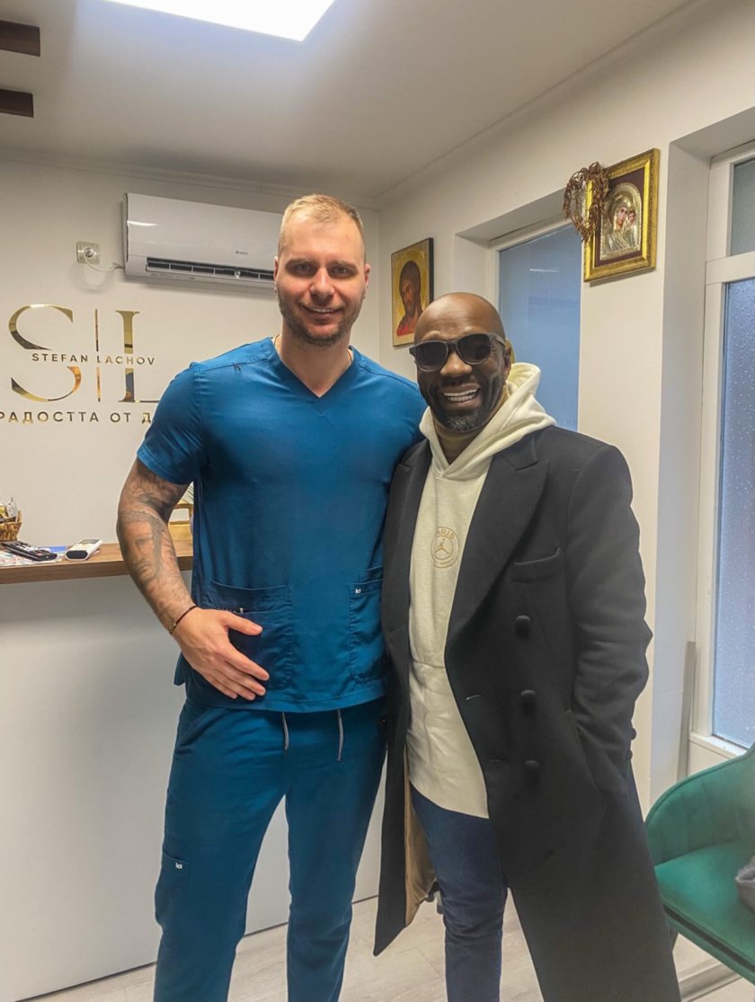 Уау! Легендата Клод Макелеле се озова до Пазадржишкия затвор!