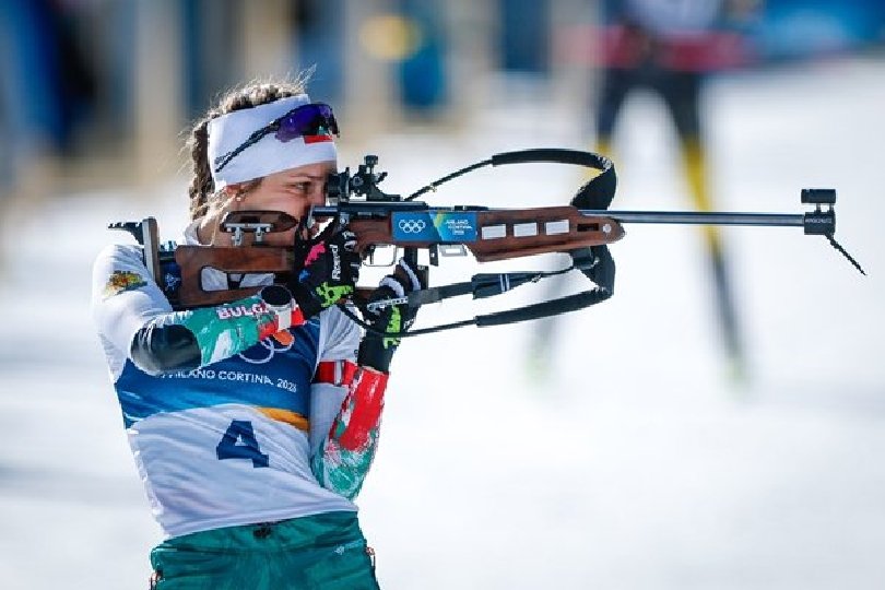 Феноменална Лора отстреля и 20-те мишени в преследването, с Милена завършиха 7-а и 14-а