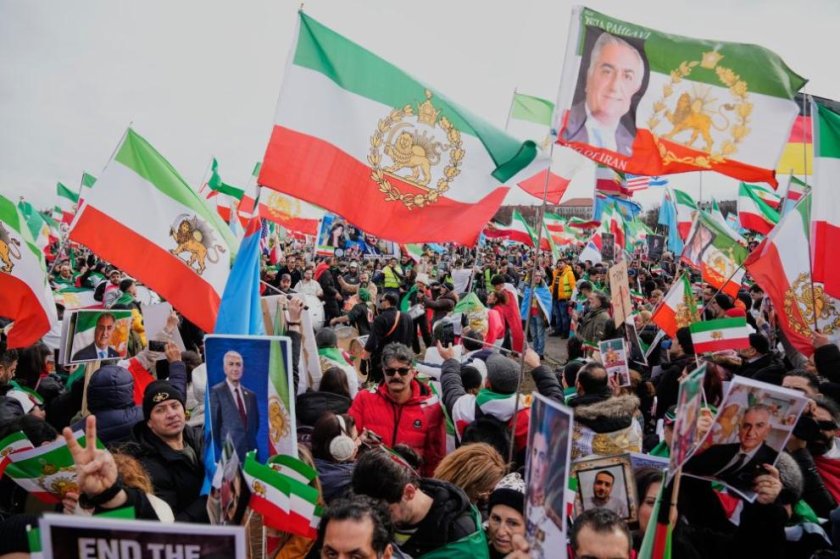 Хиляди на протест в Мюнхен срещу иранските власти