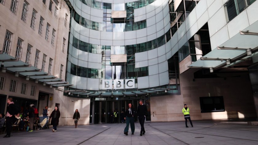Би Би Си орязва разходите си с 10%. Кое го налага?