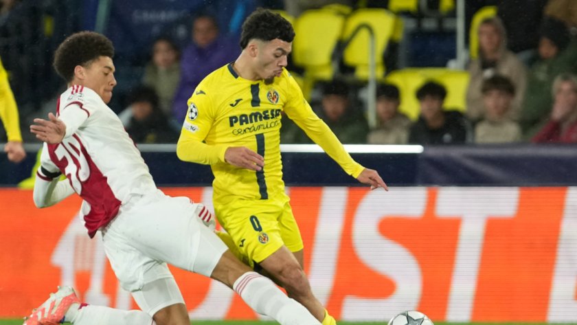 "Жълтата подводница" изплува трета в Испания