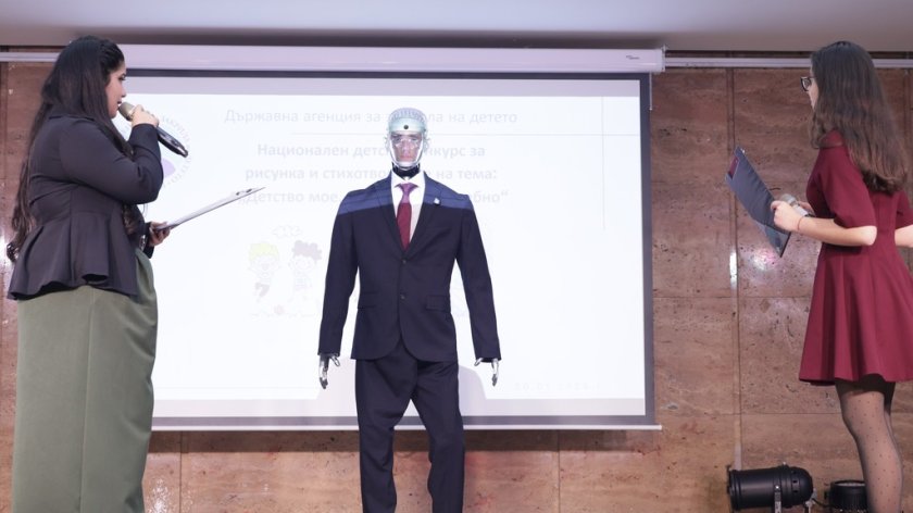 Депутатите осветлиха регистъра на педофилите