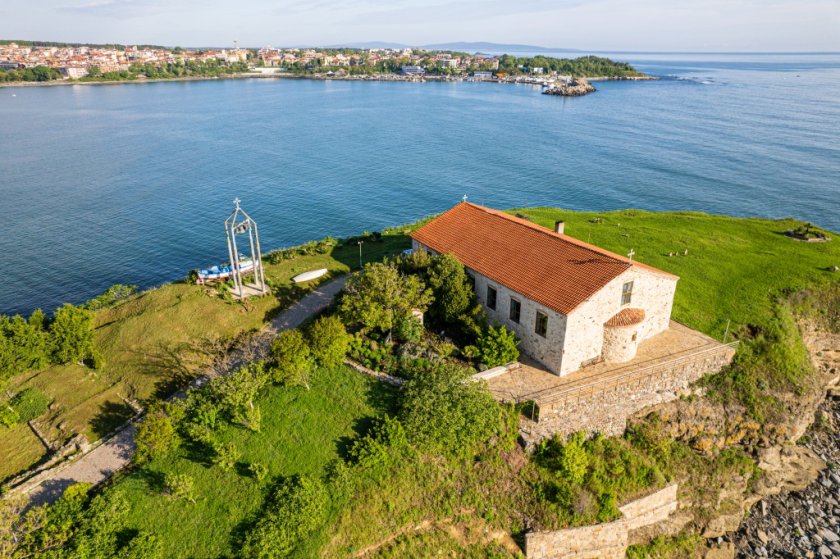 Строителна фирма осъди Царево за 750 000 евро