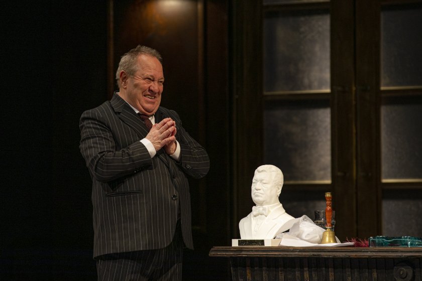 Георги Мамалев влиза за 50-ти път в ролята на Големанов