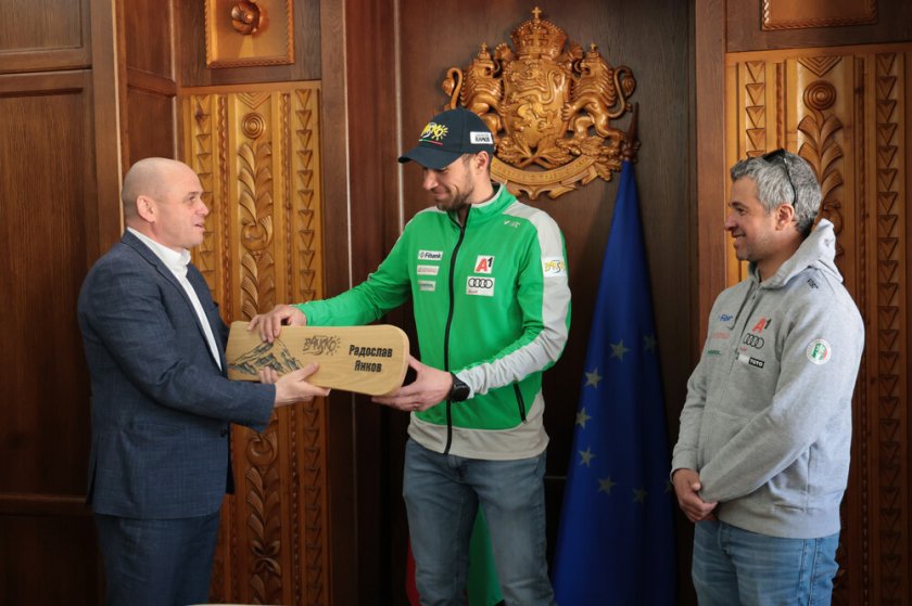 Кметът на Банско прие Радо Янков