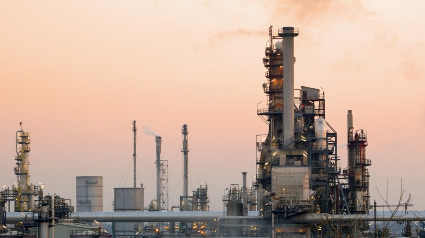 Брюксел разреши на Берлин да поеме контрола върху "Роснефт-Германия"