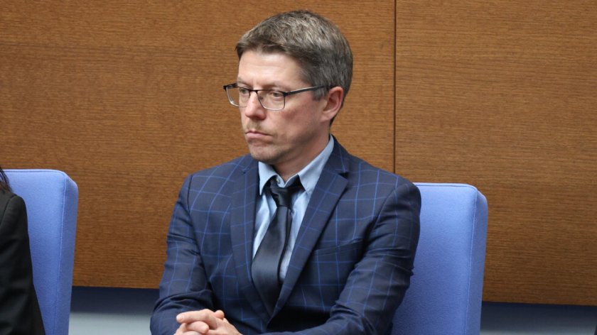 Стоил Цицелков вдигна мерника на ЦИК 