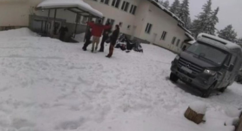 Разследващите откриха на "Петрохан" техника за стотици хиляди евро