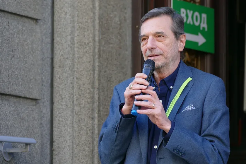 Димитър Манолов: Притесняват ме някои министри