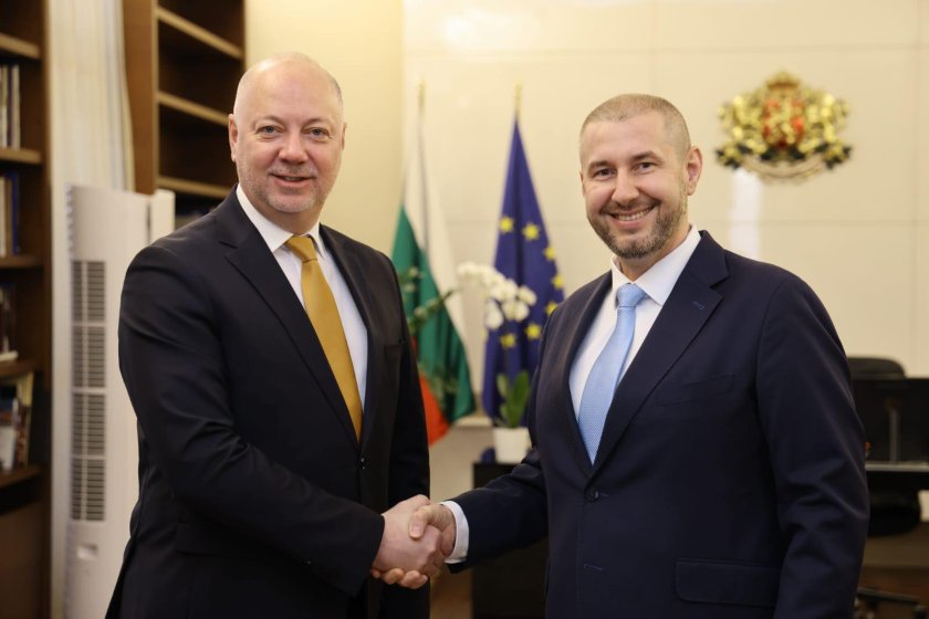 Пиарът на ГЕРБ Никола: Ще ни откраднат изборите!