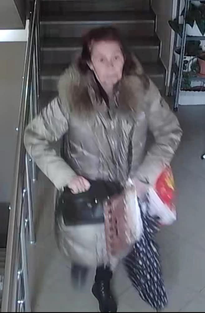 ЗОВ ЗА ПОМОЩ: Виждали ли сте тази жена? (СНИМКИ)