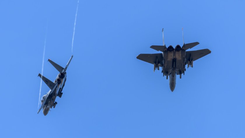 Американски изтребители се разбиха до военна база на САЩ в Кувейт