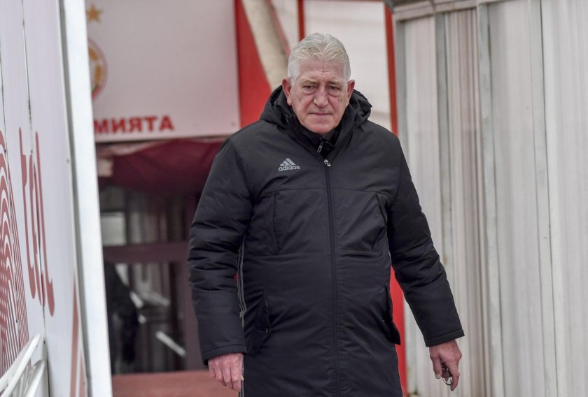 Стоичков за Джони Велинов: Отиде си човек, който ме прие бащински в ЦСКА