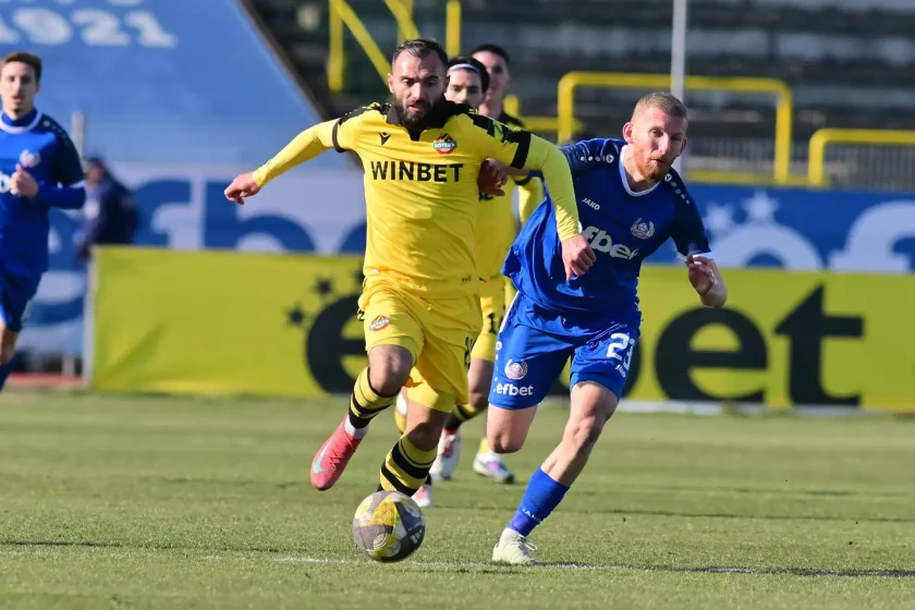 Монтана и Ботев спукаха топката за 0:0