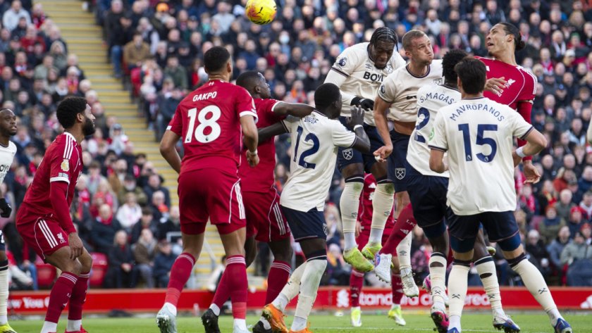 Вълците "схрускаха" Ливърпул, Груев се изправи срещу български съдия