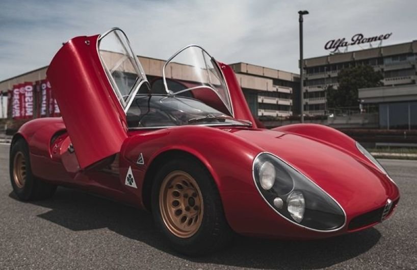 След заплахи: Вдовица продаде уникален ретро Alfa Romeo за 10 евро