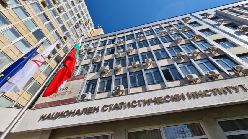 НСИ: Средната брутна работна заплата нараства през 2025 г. с 12% на годишна база