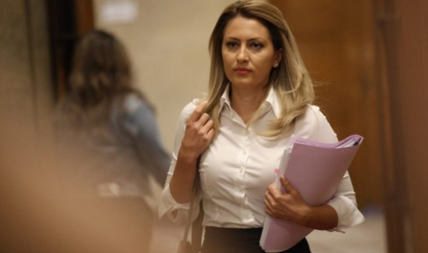 Гюров пропусна да покани Рая Назарян на Съвета по сигурност към МС