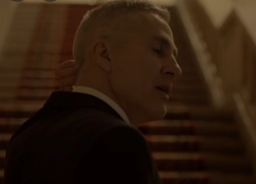 Пепейско малоумие: Вижте серия от жалки соц филмчета с Андрей Гюров (ВИДЕО)