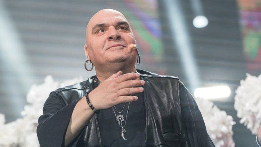 Абе, хора, вие полудяхте ли? Постоянно ми звънят да ме