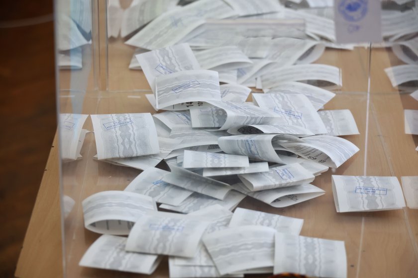 Нови правила при смяна на членове в съставите на СИК-вете