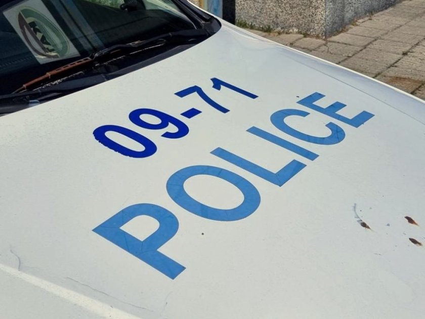 Сигнал за бомба блокира централна улица в София