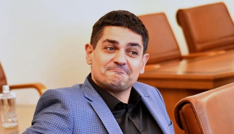 Радостин Василев: Не съм се виждал с Пеевски в Дубай, там бяхме за рождения ден на съпругата ми