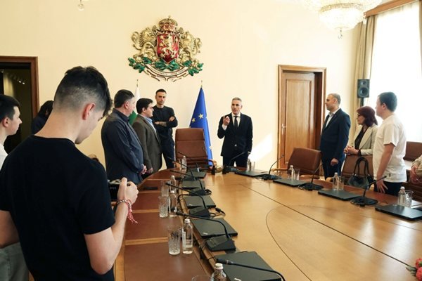 Гюров и Бербатов ритат с бургазлийчета